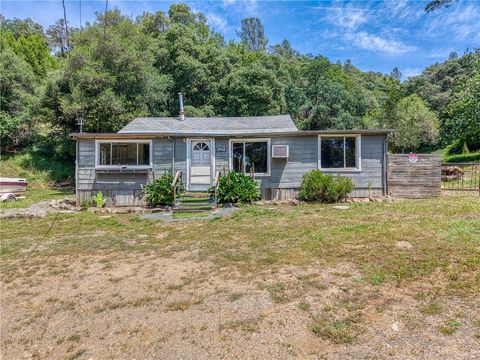 Photo of 3408 Ogden RD, Lucerne, CA 95458 (MLS # LC26106016)