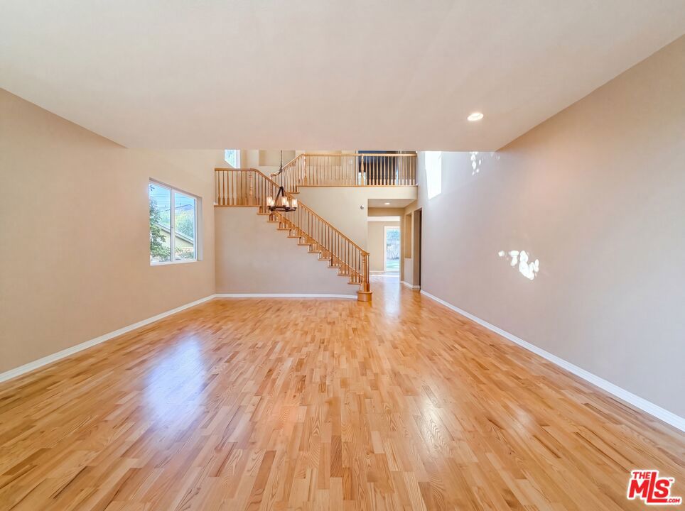 22017 Sunrise View Place