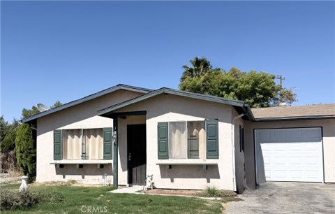 Photo of 384 Calle Cazadero, Hemet, CA 92545 (MLS # CV26166346)