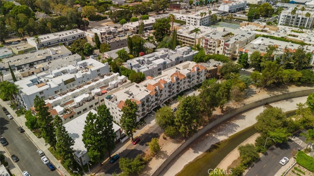 13220 Valleyheart Drive 202