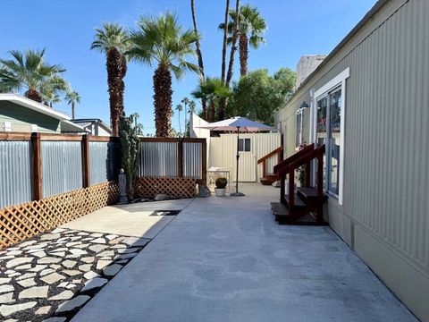 Photo of 22 Jupiter Street, Palm Springs, CA 92264 (MLS # 219138234DA)