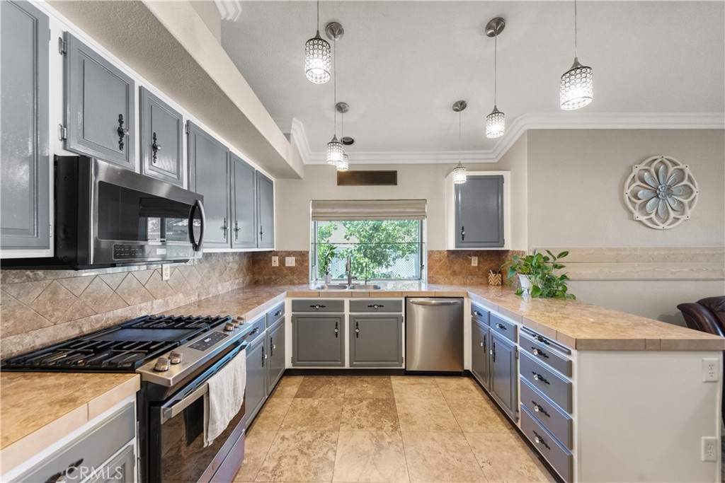 35637 Larkspur Drive