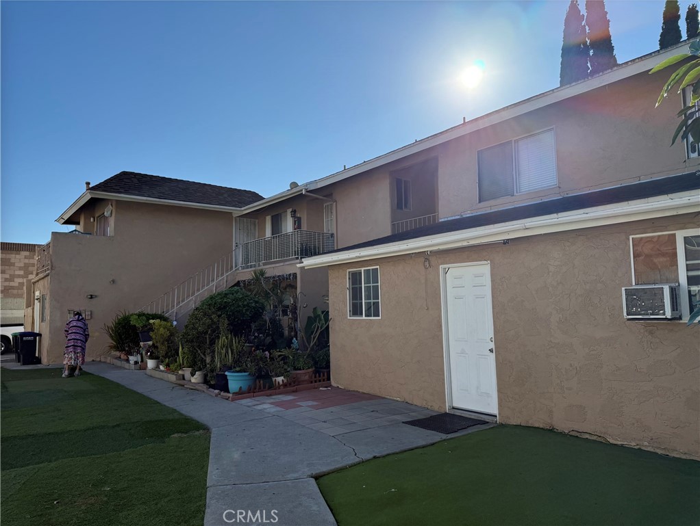 2051 N Highland Street