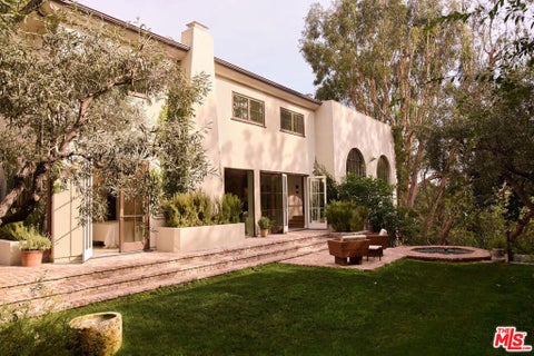 Photo of 7776 Firenze Avenue, Los Angeles, CA 90046 (MLS # 26750177)