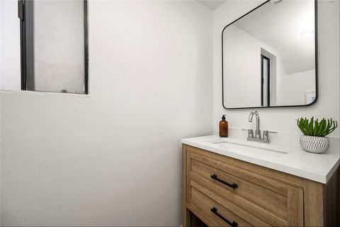 Tiny photo for 18204 Kingsdale Ave, Redondo Beach, CA 90278 (MLS # WS25224680)