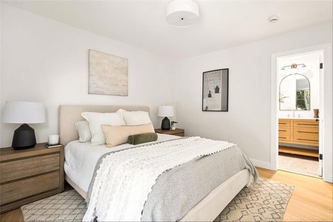 Tiny photo for 18204 Kingsdale Ave, Redondo Beach, CA 90278 (MLS # WS25224680)