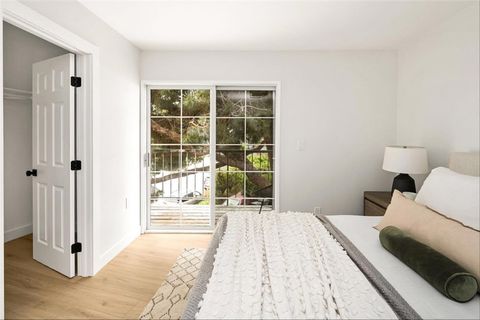 Tiny photo for 18204 Kingsdale Ave, Redondo Beach, CA 90278 (MLS # WS25224680)