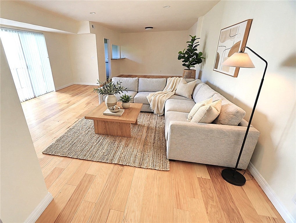 7309 Franklin Avenue 406