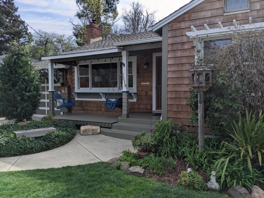 This cozy home backs up to Red Morton Park. Nicely updated throughout. The Family Room has an adjoining bathroom and has been used as a 3rd Bedroom primary suite. One car attached garage, plus plenty of parking in the parking lot of Red Morton Park for guests. Landlord will pay for a gardener and will leave some furnishings if tenant prefers, or will remove them. Good credit is a must, well behaved pets considered.