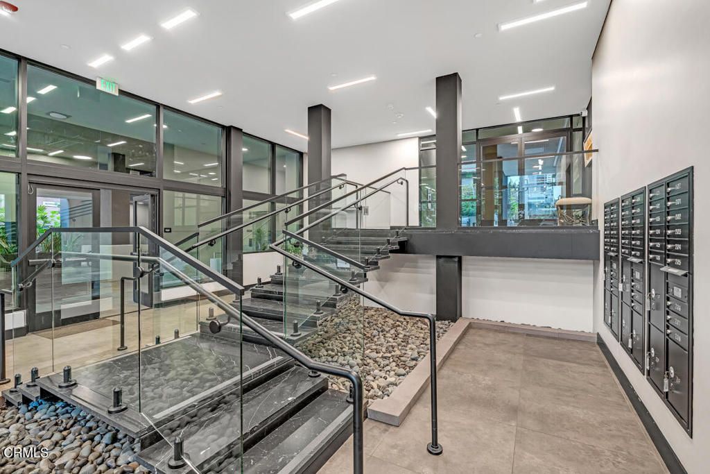 Photo of 178 S Euclid Avenue #412, Pasadena, CA 91104 (MLS # P1-25706)