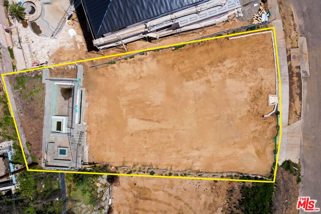 Photo of 17053 Livorno Drive, Pacific Palisades, CA 90272 (MLS # 26646207)