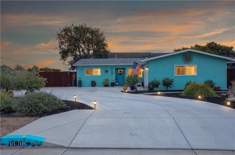 Photo of 1590 Manhattan AVE, Grover Beach, CA 93433 (MLS # PI26206909)