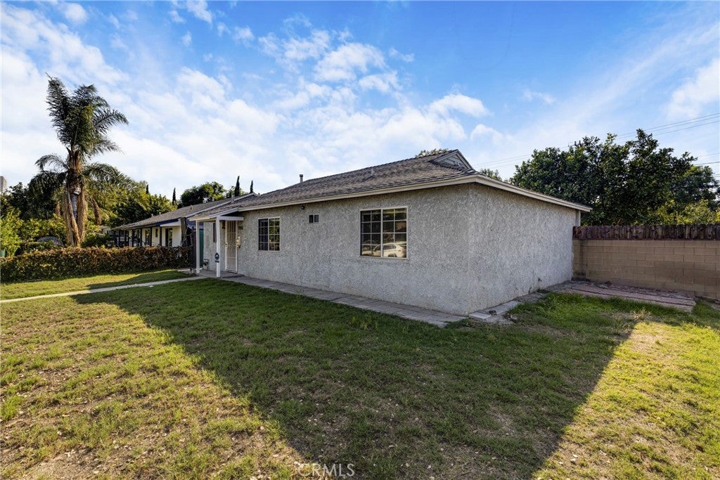 7955 White Oak