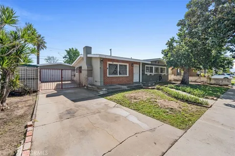 412 S Fann St, Anaheim, CA 92804 - MLS#: LG26056971