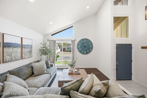 Tiny photo for 3489 Birdsong Avenue, Thousand Oaks, CA 91360 (MLS # 226004316)