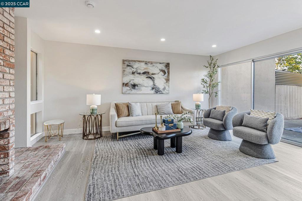 CUPERTINO - Residential