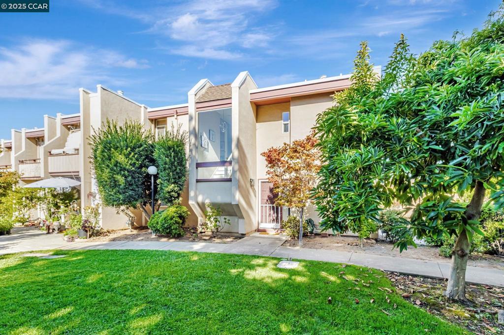 CUPERTINO - Residential