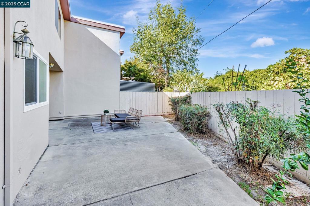 CUPERTINO - Residential