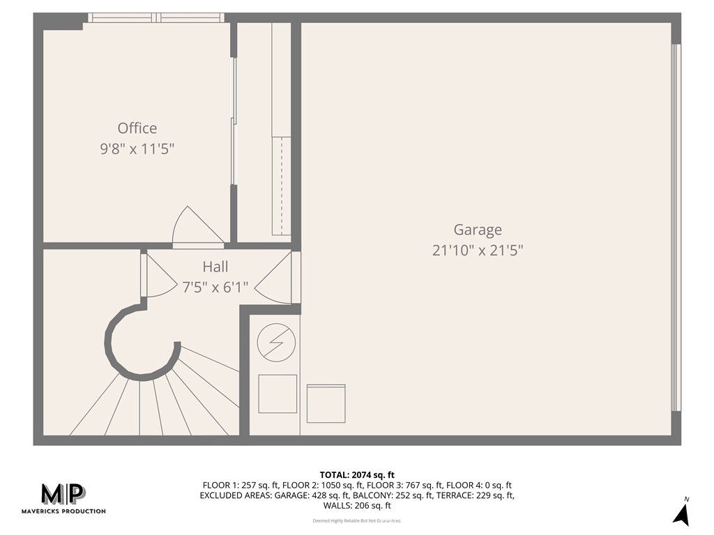 Main image without alt text