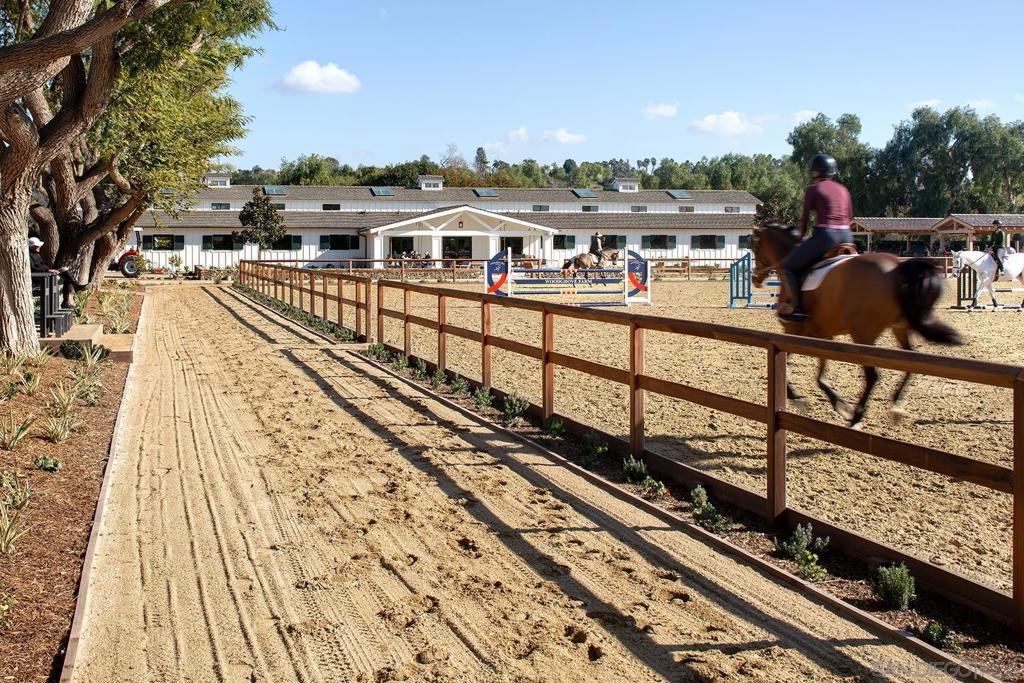 Rancho Santa Fe - Residential