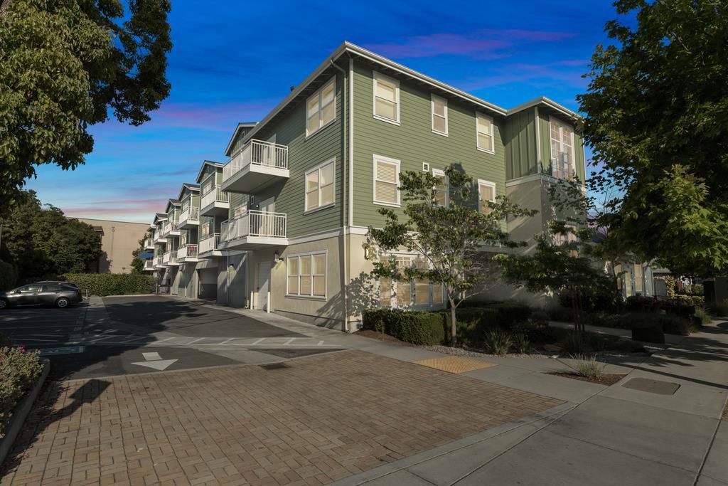 Photo of 708 Frederick Street #204, Santa Cruz, CA 95062 (MLS # ML82031495)
