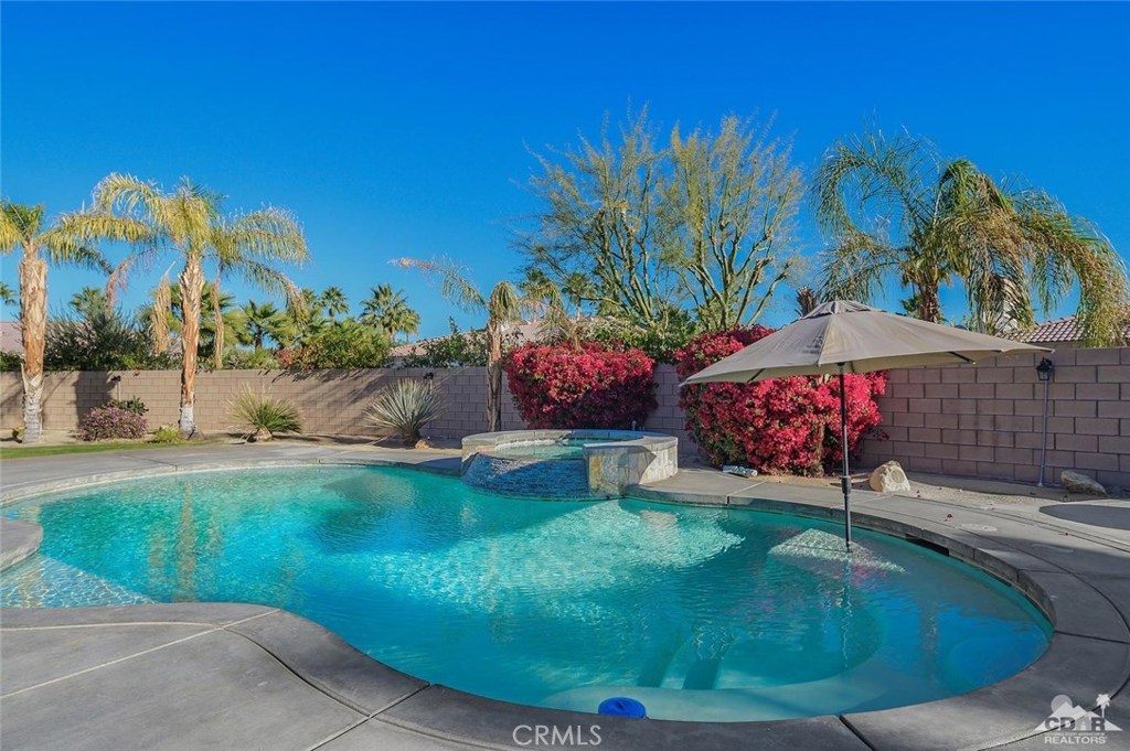 Esplanade - Residential