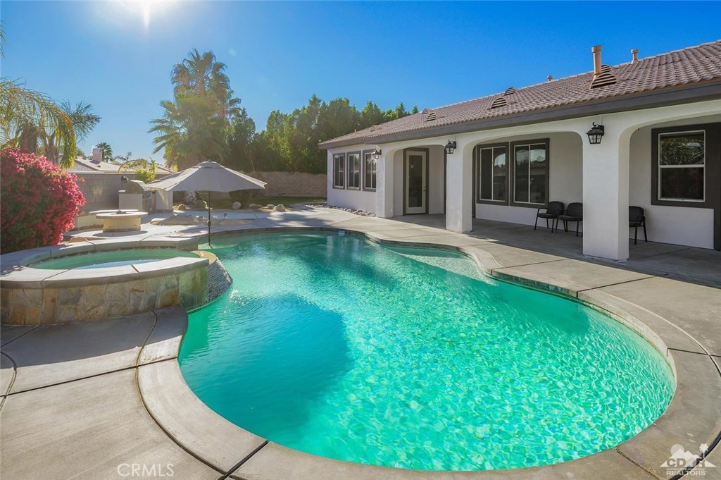 Esplanade - Residential