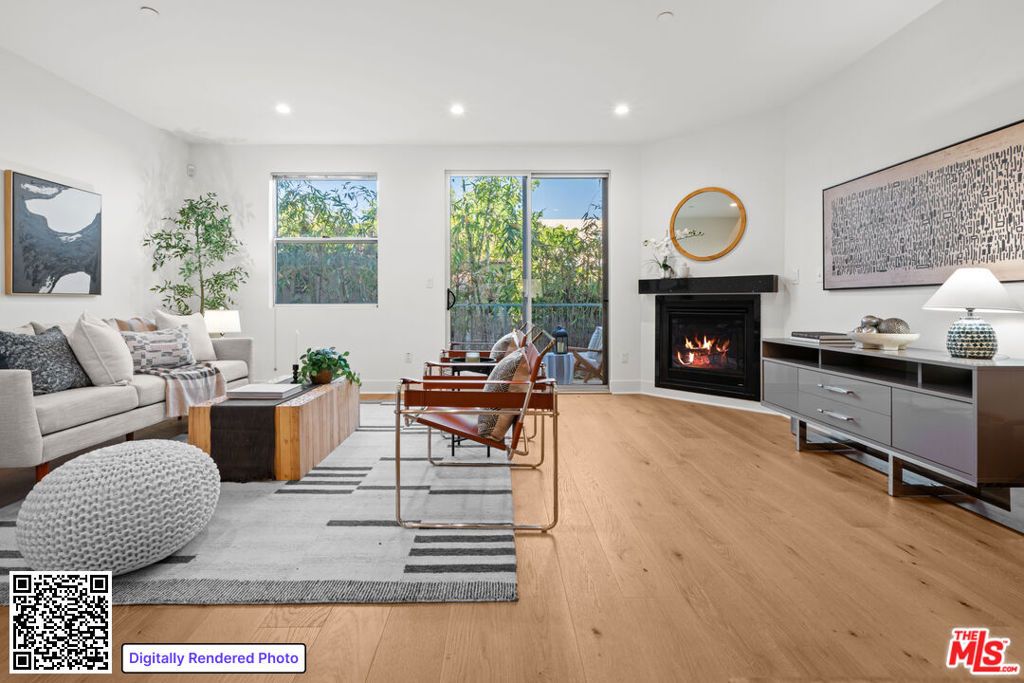 Photo of 108 S Croft Avenue #102, Los Angeles, CA 90048 (MLS # 26660337)