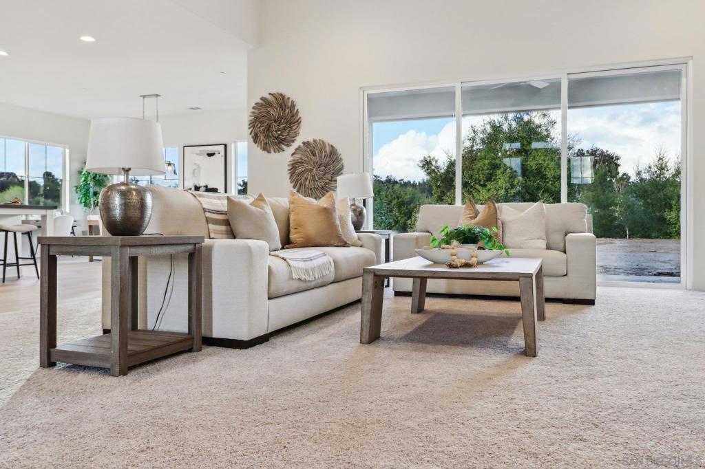 29527 Viking View Ln
