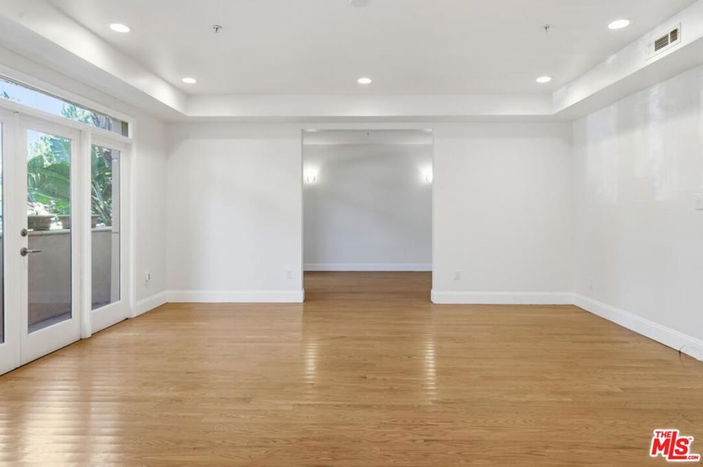 Photo of 2004 Idaho Avenue, Santa Monica, CA 90403 (MLS # 26668501)