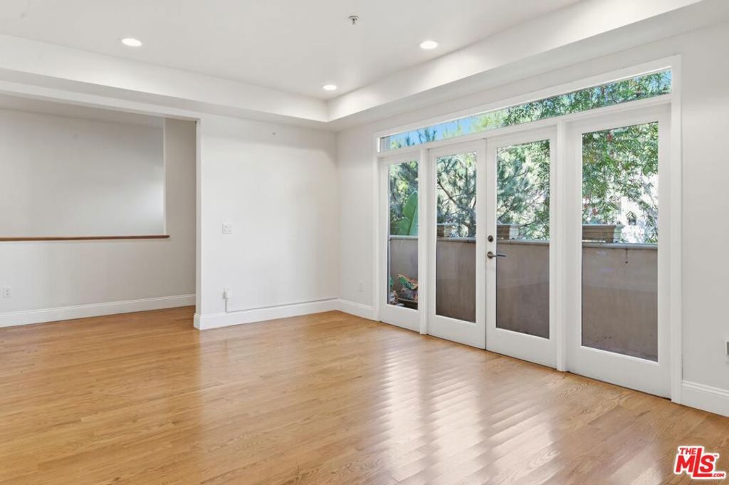 Photo of 2004 Idaho Avenue, Santa Monica, CA 90403 (MLS # 26668501)