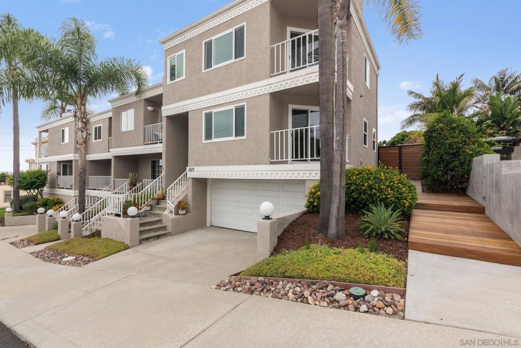 1024 W Quince