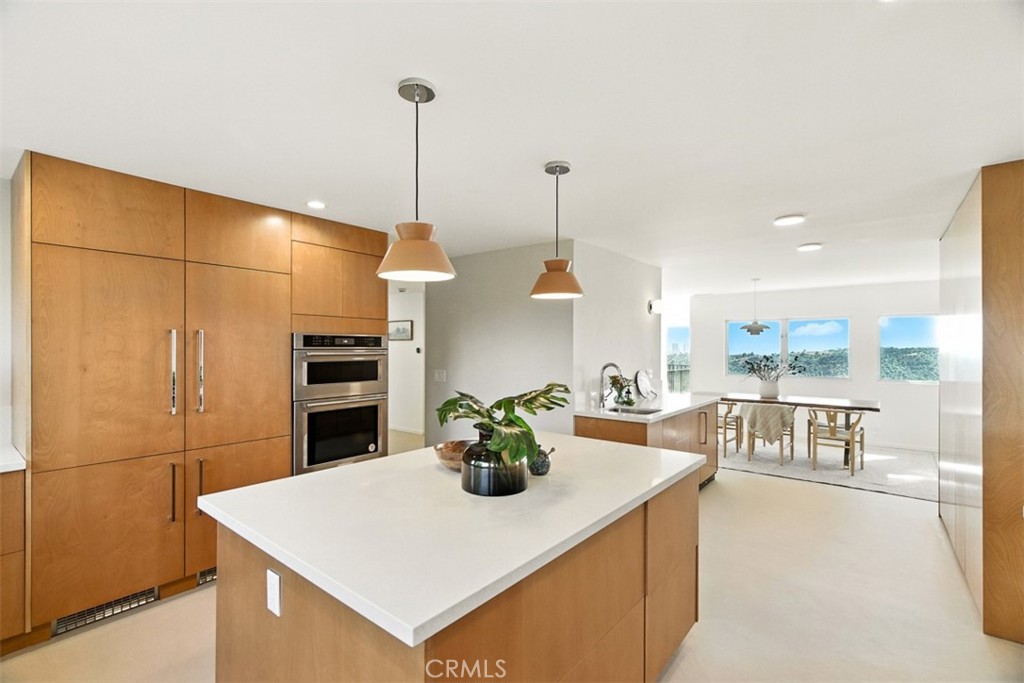 854 W Avenue 37