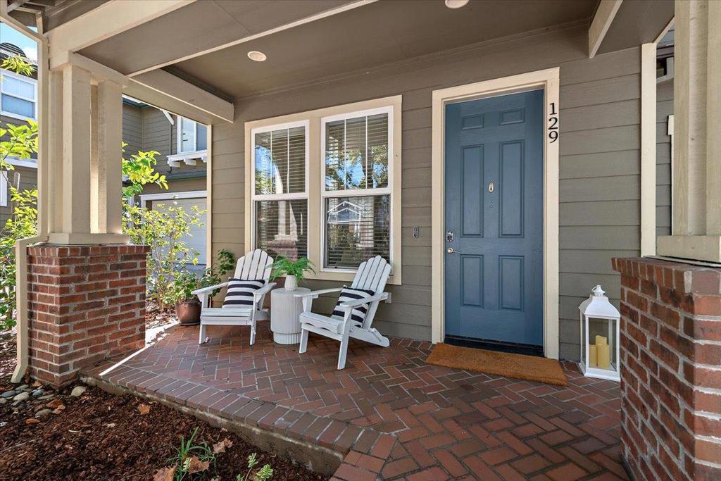 129 Smith Ranch Court