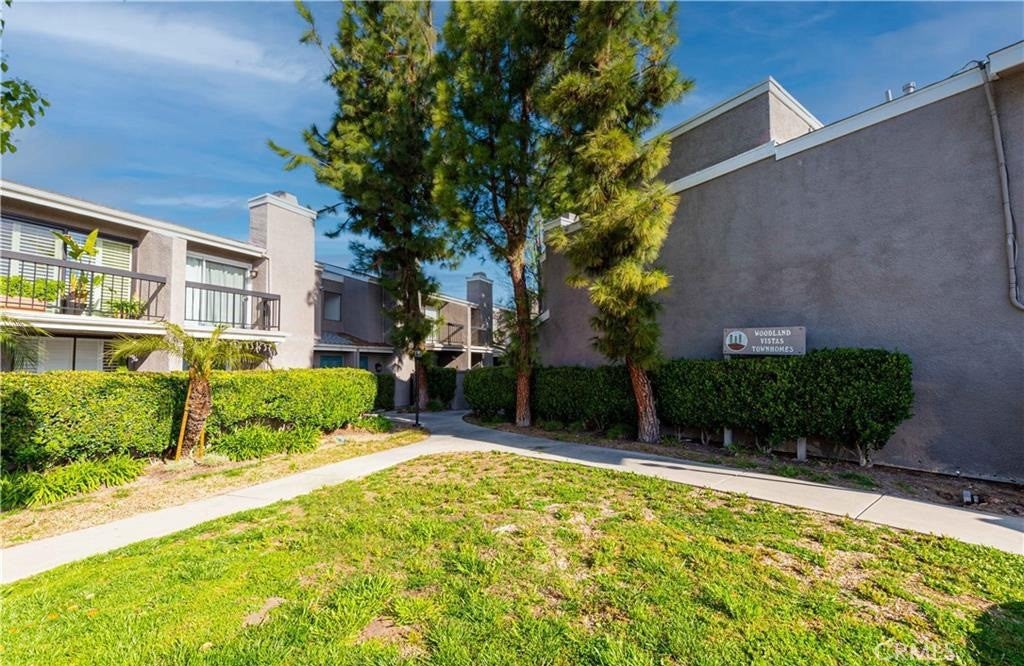 23541 Victory BLVD 6, West Hills CA 91307