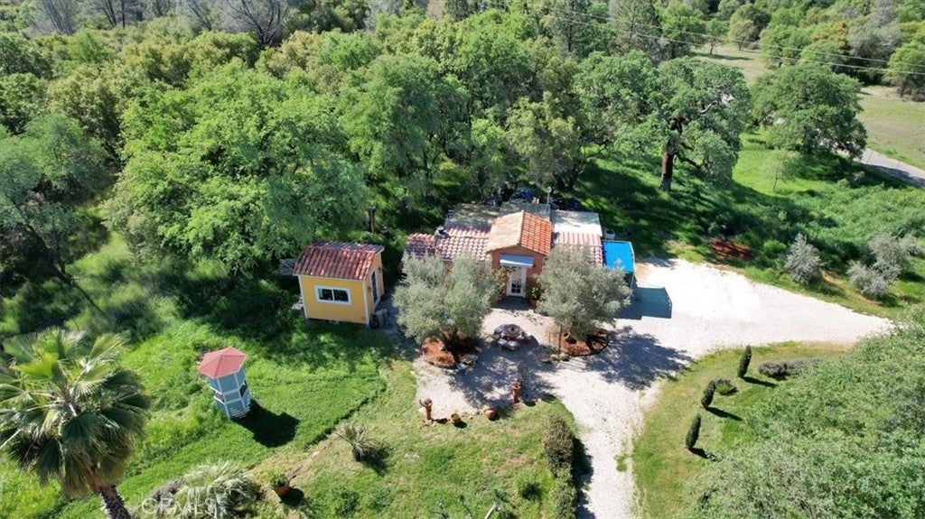 9735 Stackhouse Lane