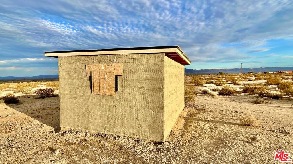 1020 Shoshore Valley Road