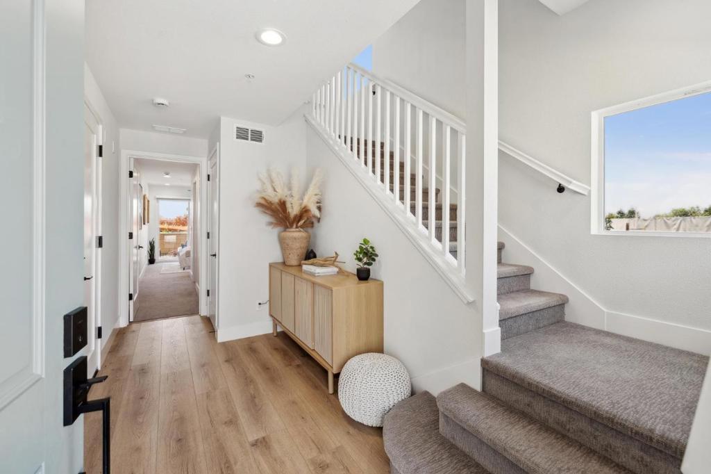 117 Skyline Vista Way