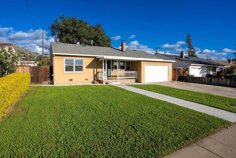 Photo of 752 Linda Flora Street, San Jose, CA 95127 (MLS # ML82030713)