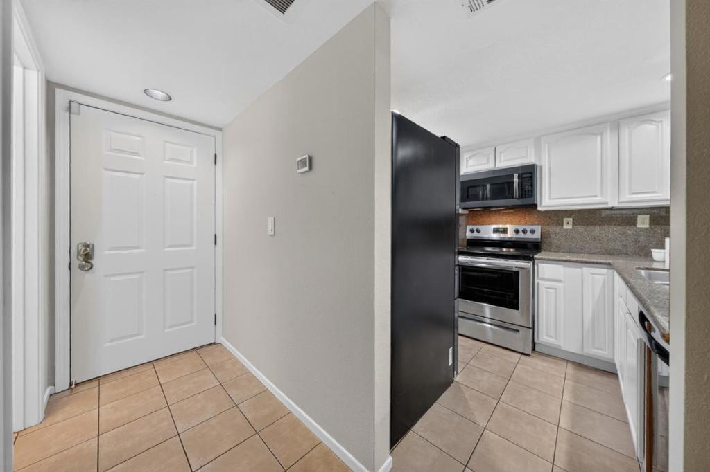 1063 Summershore Court