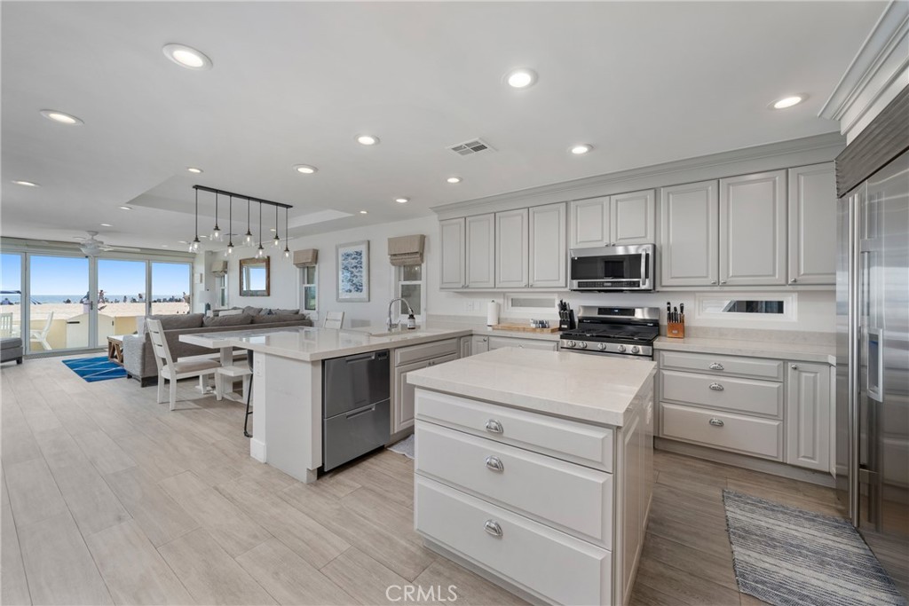 3312 W Oceanfront