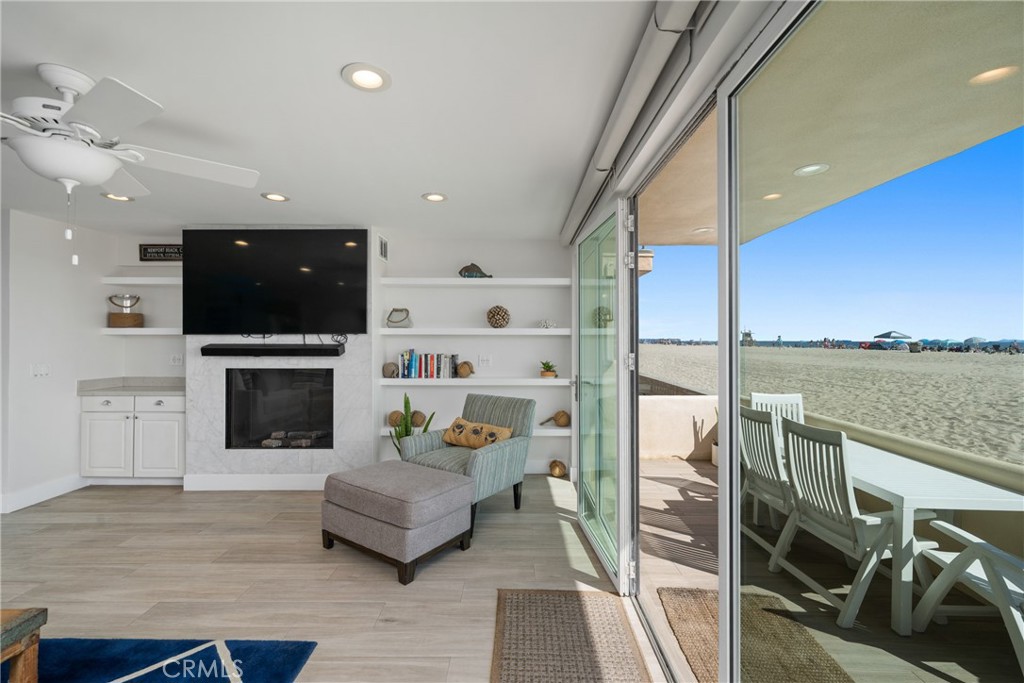 3312 W Oceanfront
