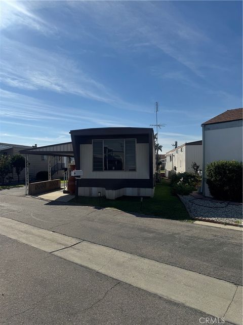 Photo of 47 Fir Via Via, Anaheim, CA 92801 (MLS # PW26013801)