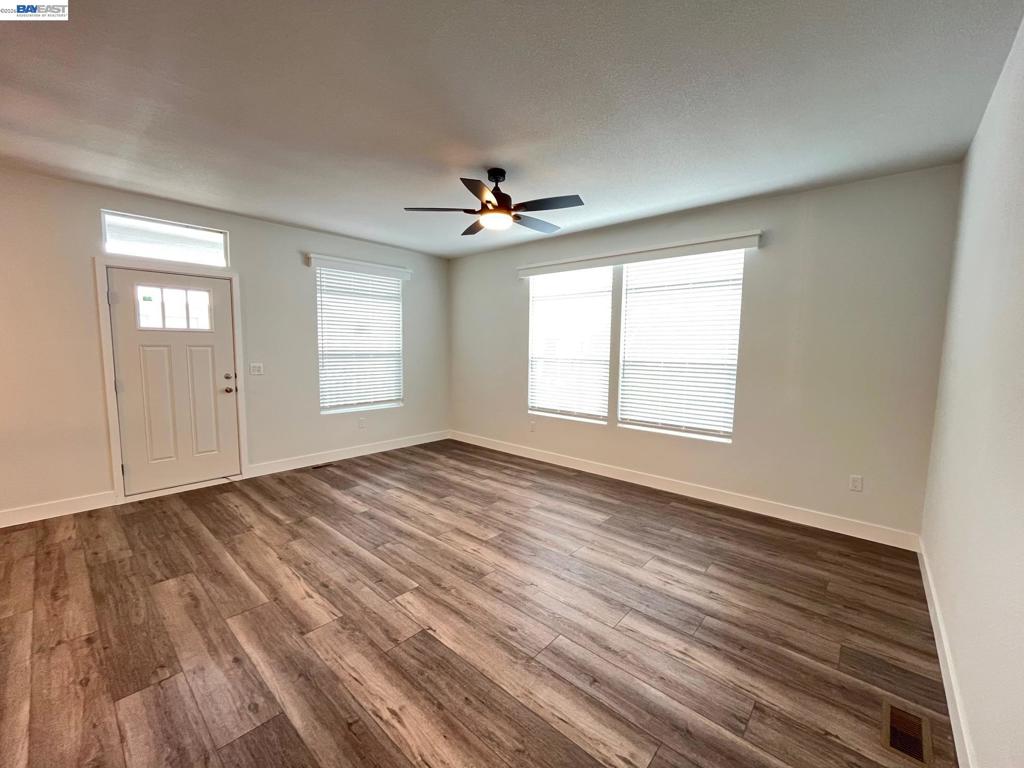1422 Salamanca Ave #113