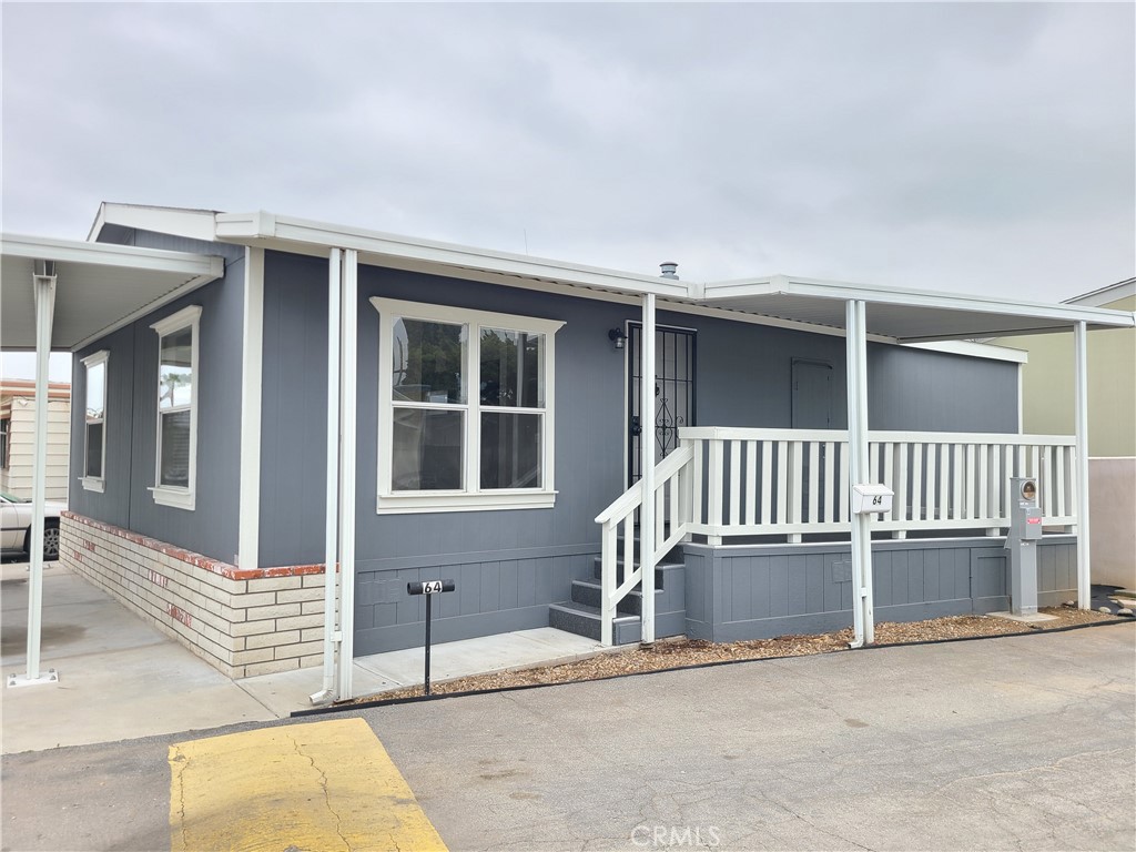 840 E Foothill Blvd 64