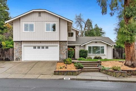 Photo of 3020 San Miguel Court Ct, Concord, CA 94518 (MLS # 41120403)