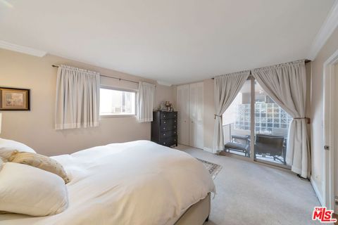 Tiny photo for 1000 S Westgate Avenue #317, Los Angeles, CA 90049 (MLS # 25599147)