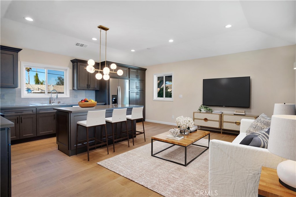 Properties 2 7635 Fallbrook Avenue