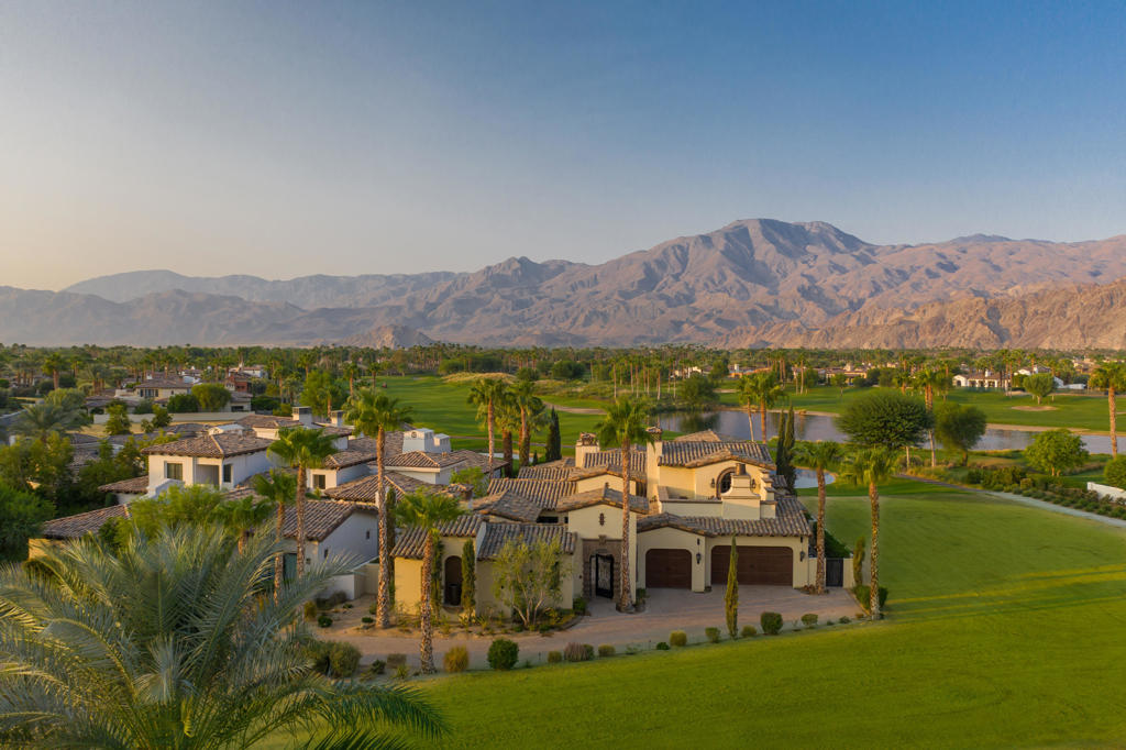 The Hideaway - Residential