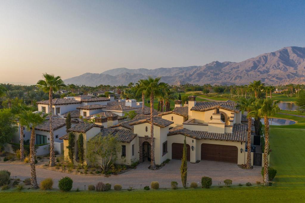 The Hideaway - Residential